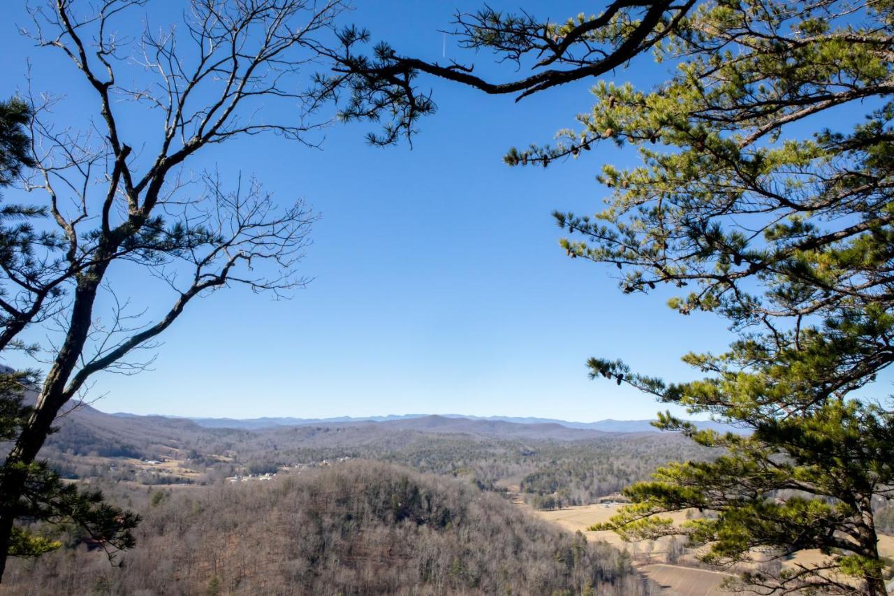 Bear Crossing-Exciting Adventure Ahead! Villa Hendersonville Exterior foto